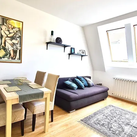 Eliza With Parking Βουδαπέστη