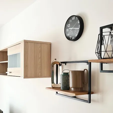 Eliza With Parking *