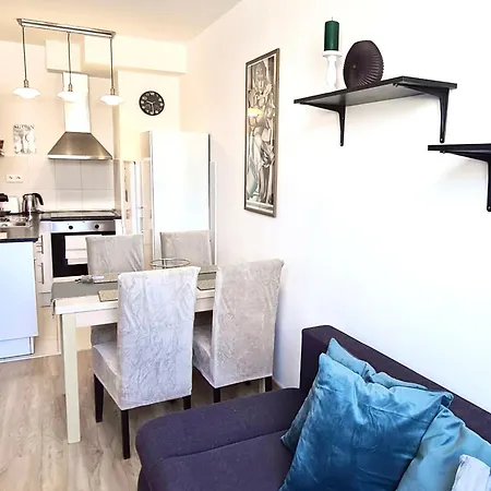 Eliza With Parking Διαμέρισμα